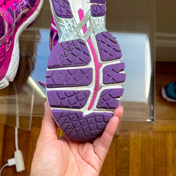 ASICS Gel-Kayano 22 - Picture 13 of 16